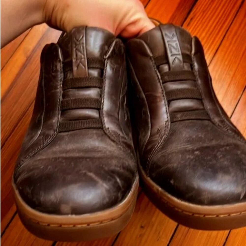 Kizik New York Leather Laceless Hands Free Slip on Leather Sneaker Sz 9